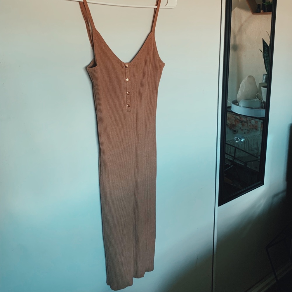 BROWN RIBBED DRESS